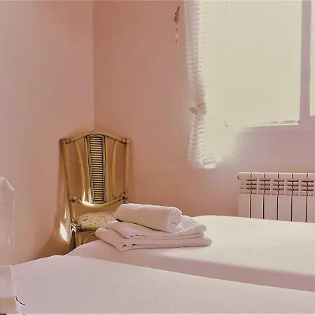 Playa Homestay *